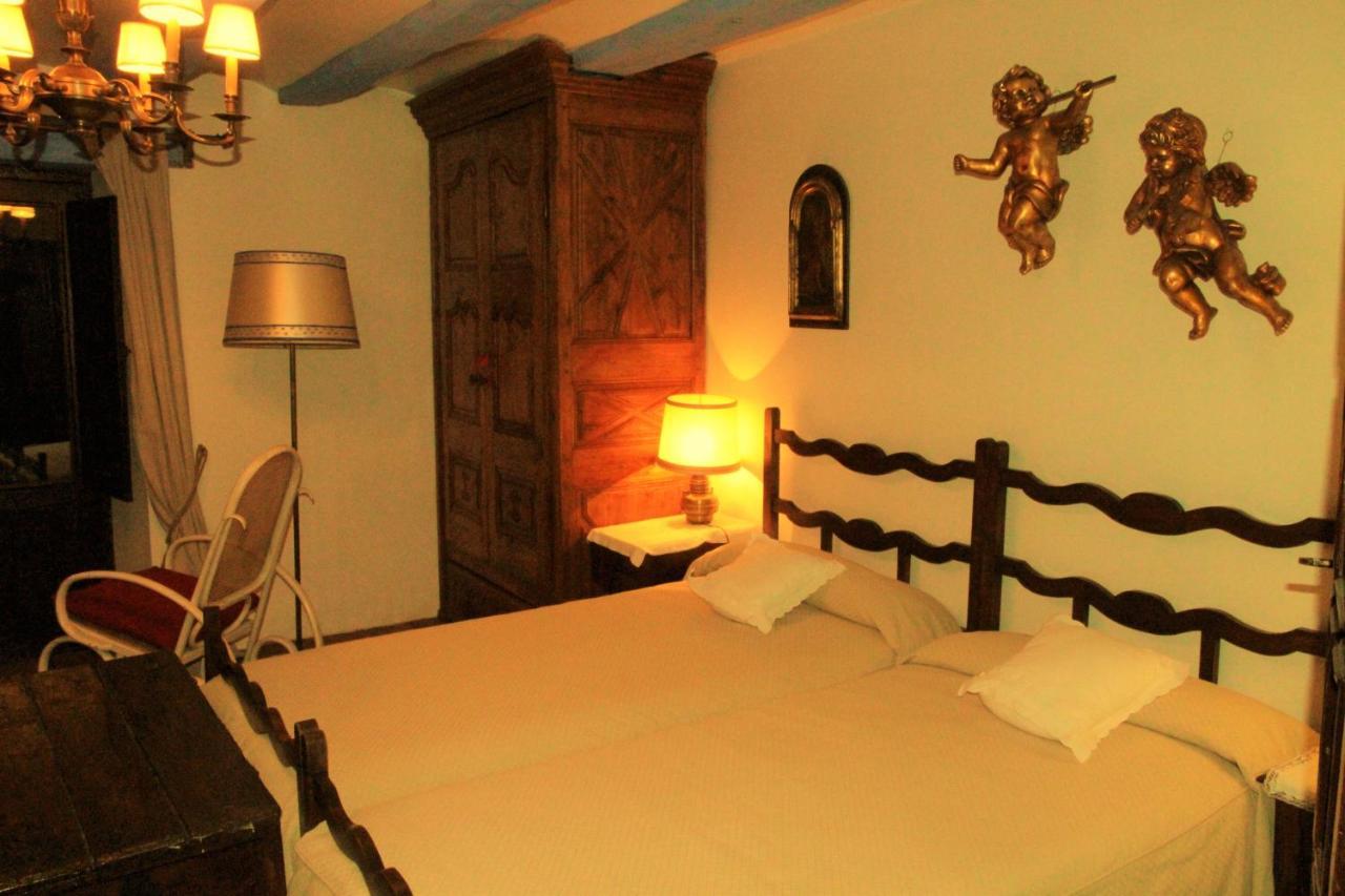 Casa-Abadia De Banaguas Apartment ภายนอก รูปภาพ