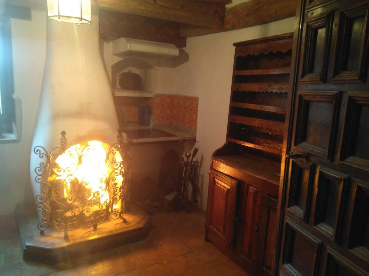 Casa-Abadia De Banaguas Apartment ภายนอก รูปภาพ