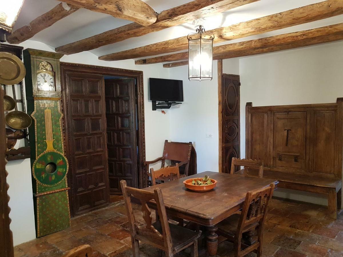 Casa-Abadia De Banaguas Apartment ภายนอก รูปภาพ